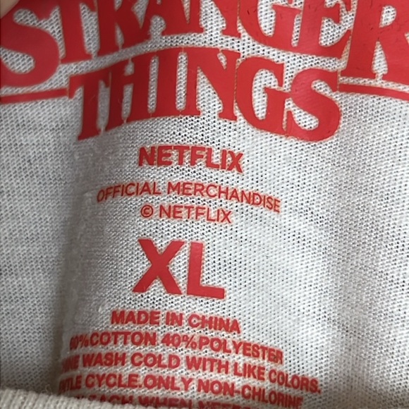Women's Size XL Stranger Things Crop Top White w/ Image - Picture 2 of 4
